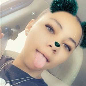 Meet your Posher, Destiny